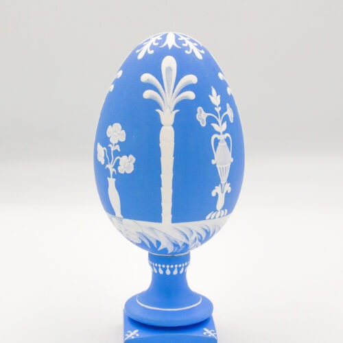Hand-painted goose eggshell