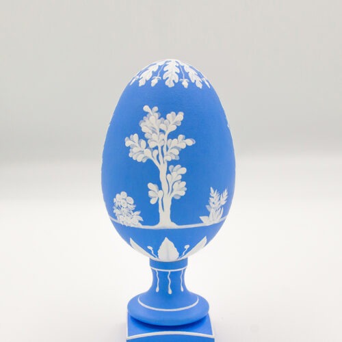 Hand-painted goose eggshell