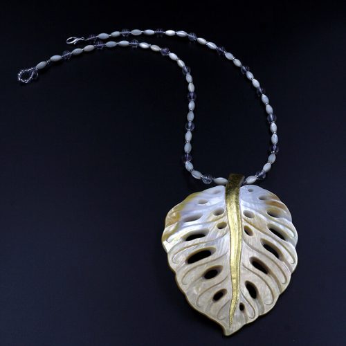 Monstera leaf necklace